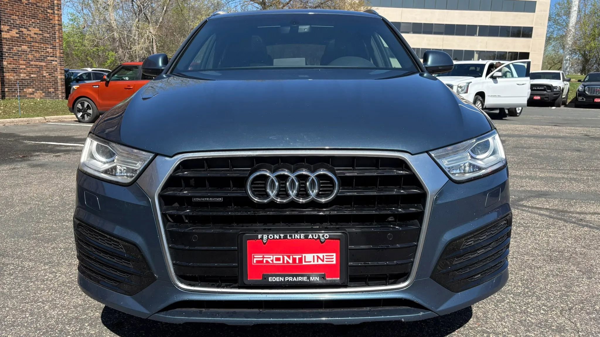 Used 2018 Audi Q3 2.0T Premium w/ Convenience Package AWD/4WD image 14