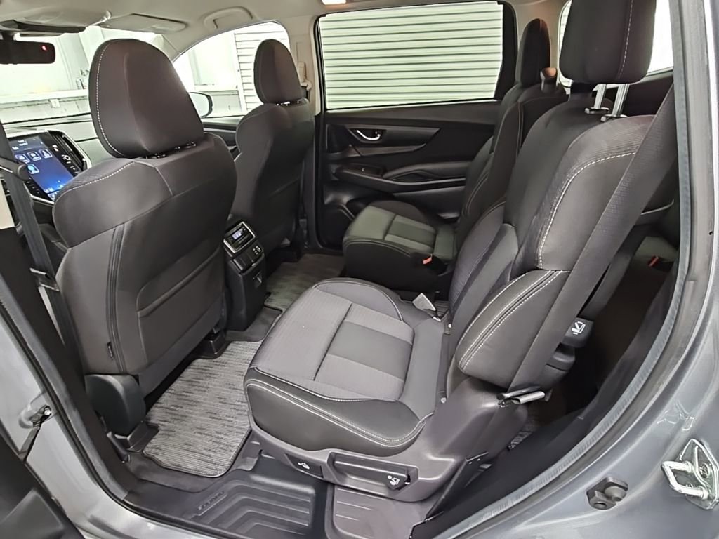 Used 2024 Subaru Ascent Premium w/ Convenience Package image 30