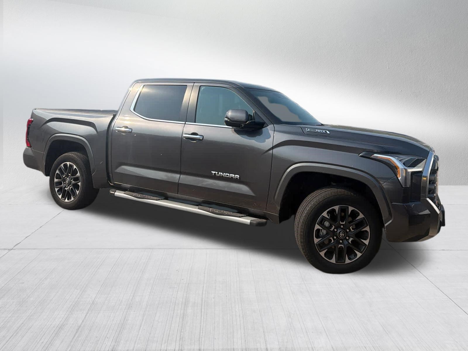 Certified 2025 Toyota Tundra Limited AWD/4WD image 4