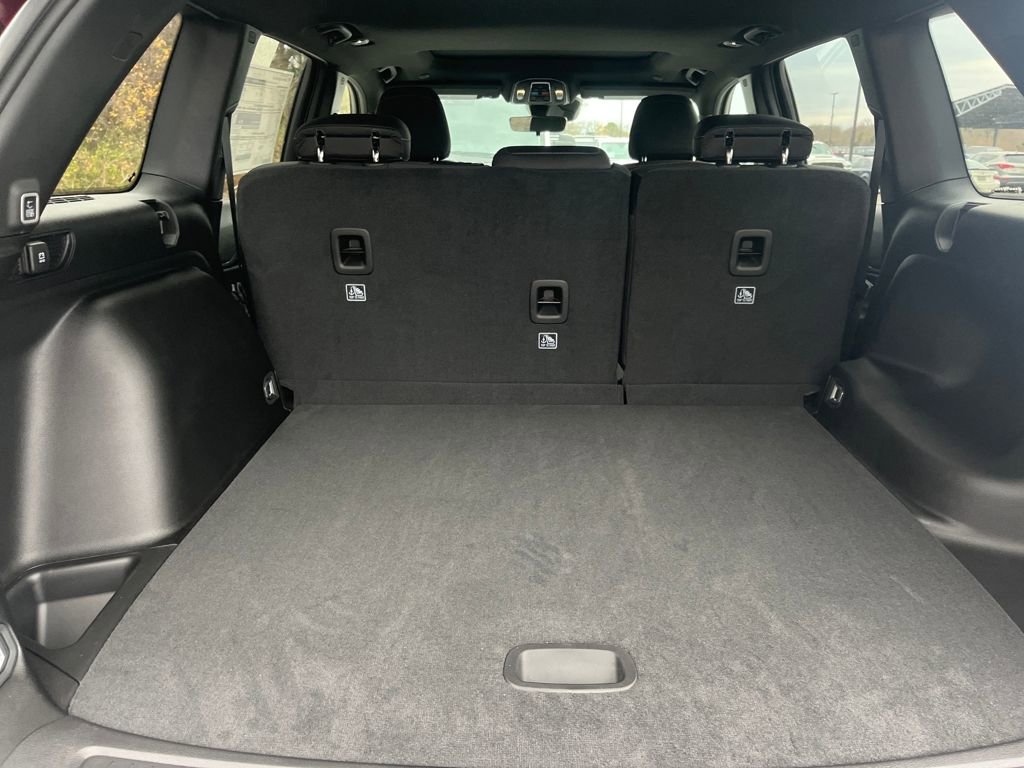 New 2025 Jeep Grand Cherokee Laredo X w/ Luxury Tech Group I image 28