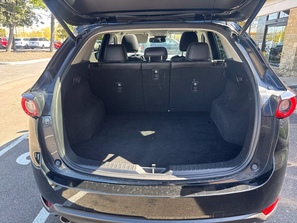 Used 2018 MAZDA CX-5 Touring w/ Preferred Equipment Package AWD/4WD image 11