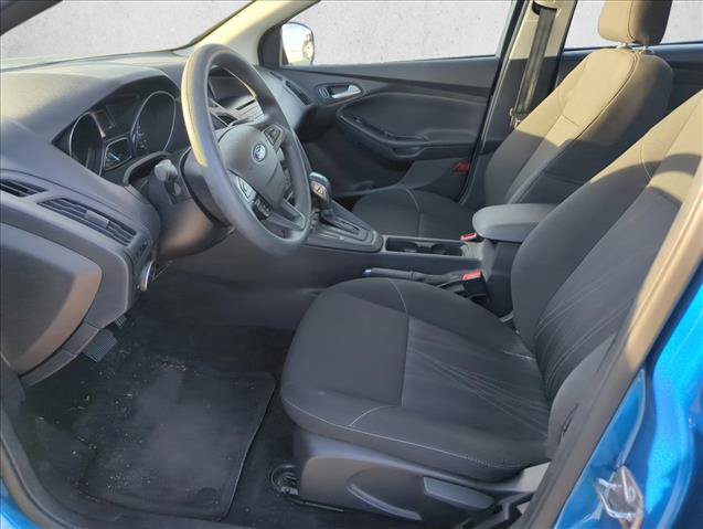 Used 2016 Ford Focus SE FWD image 10