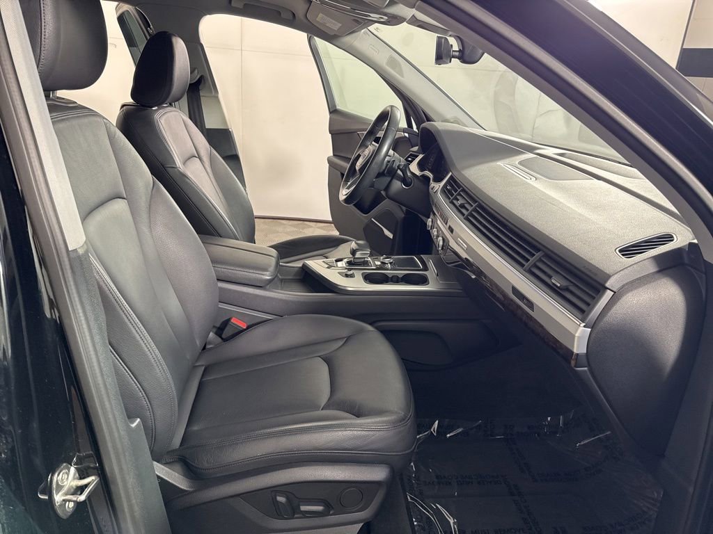Used 2018 Audi Q7 2.0T Premium Plus w/ Premium Plus Package AWD/4WD image 20