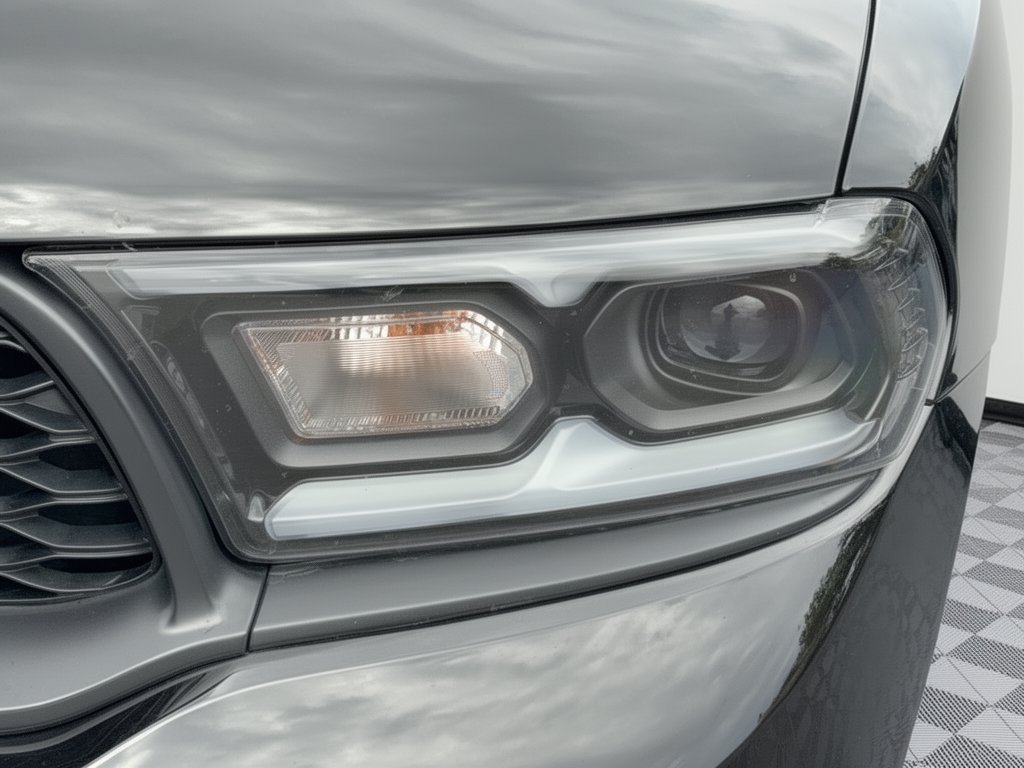 Used 2025 Dodge Durango GT AWD/4WD image 12