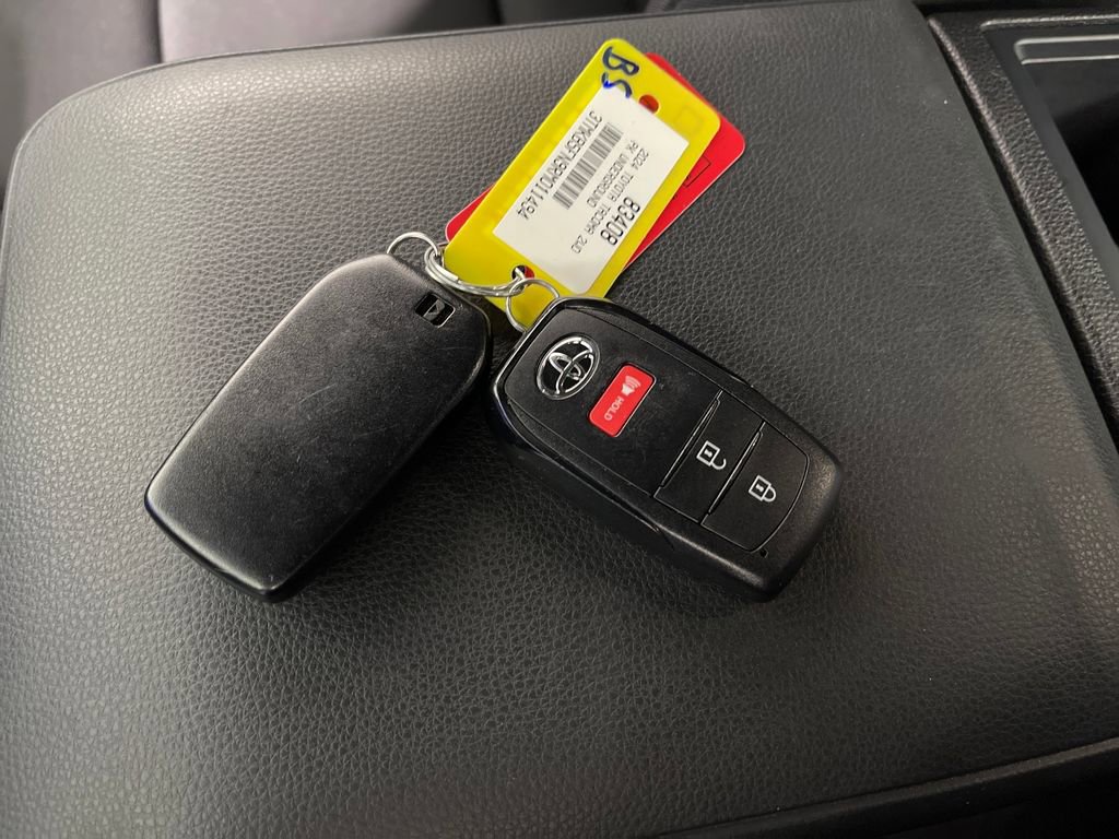 Certified 2024 Toyota Tacoma SR5 image 27