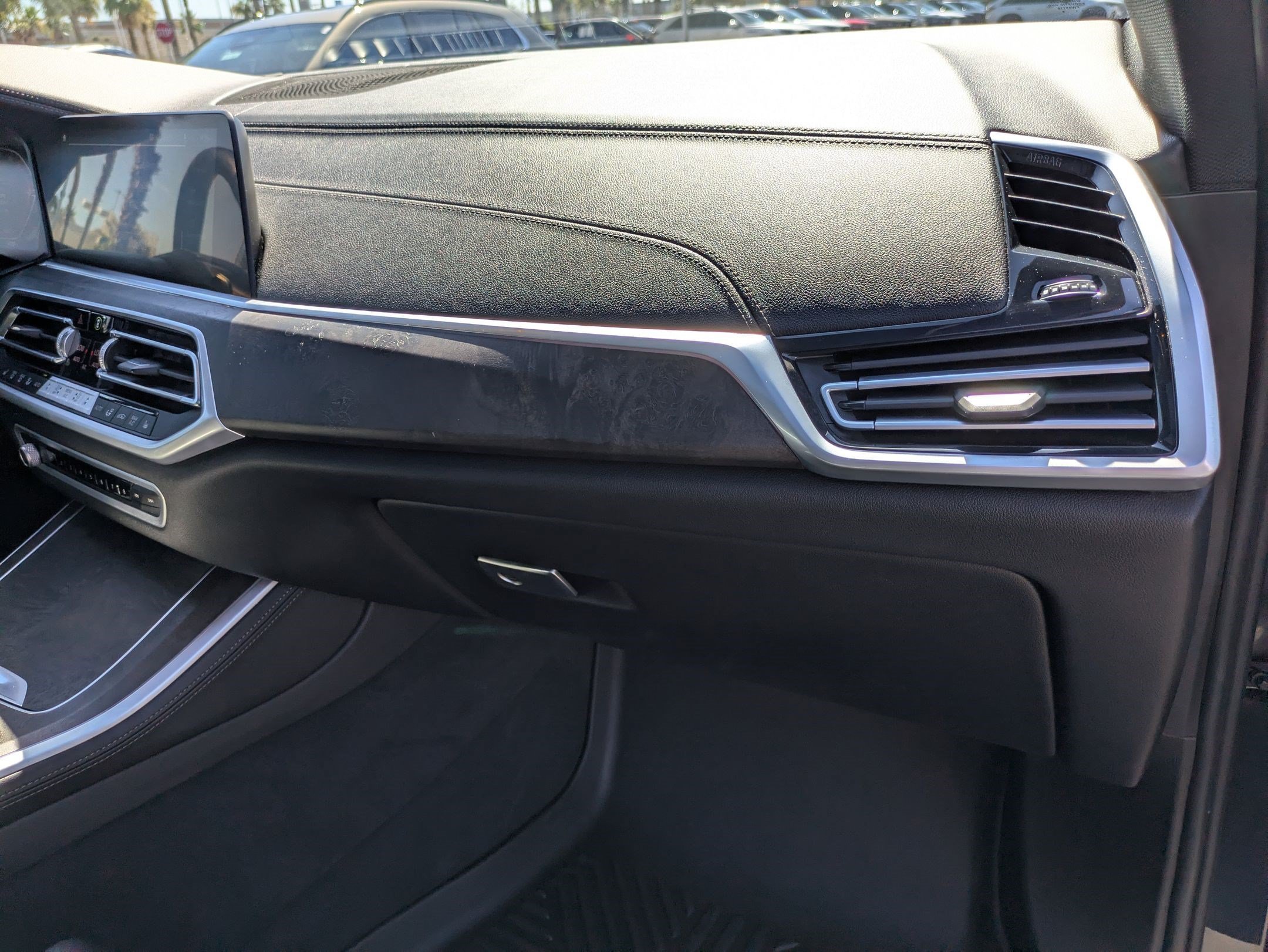 Used 2023 BMW X5 xDrive40i AWD/4WD image 32