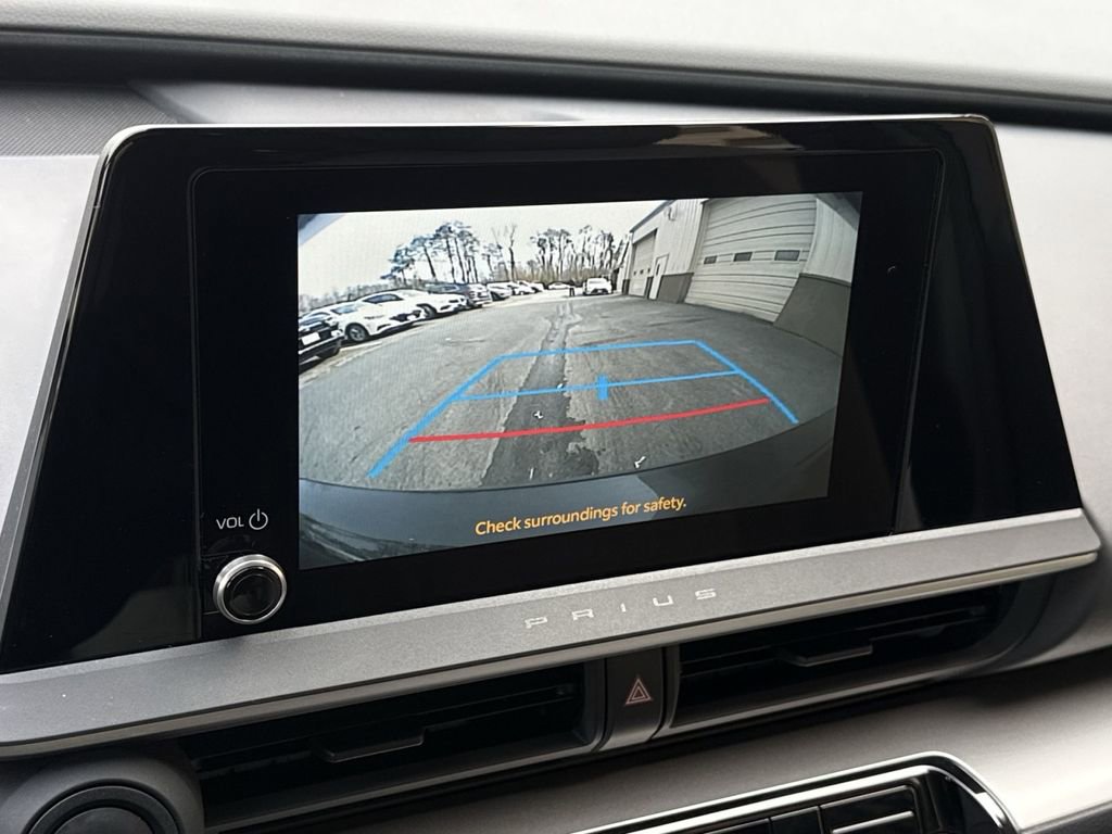 Used 2024 Toyota Prius LE image 19