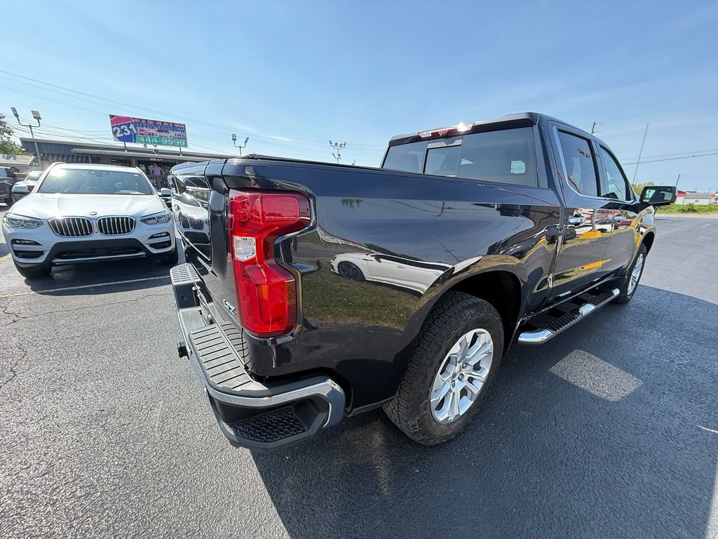 Used 2022 Chevrolet Silverado 1500 LTZ AWD/4WD image 3
