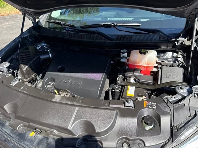 Used 2021 Chevrolet Traverse RS FWD image 39