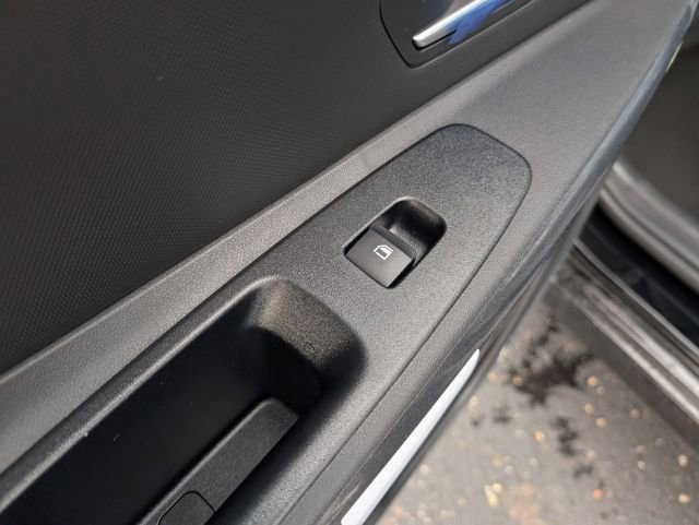 New 2026 Hyundai Elantra SE image 12