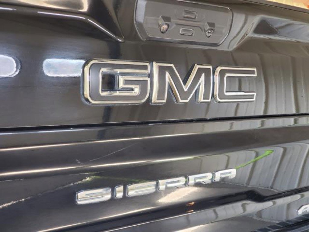 Used 2022 GMC Sierra 2500 AT4 w/ AT4 Premium Plus Package AWD/4WD image 7