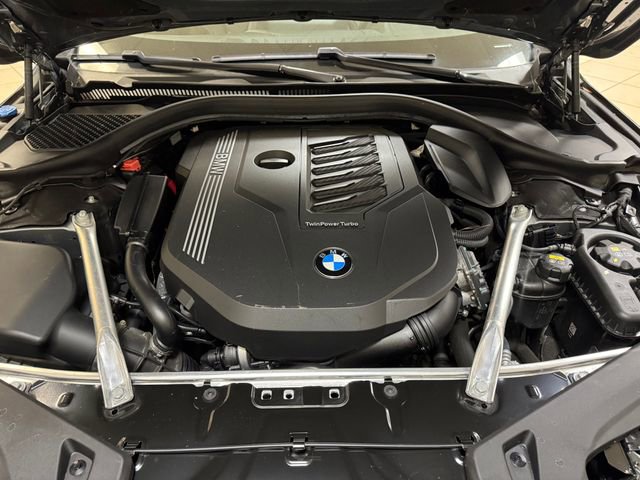 Used 2023 BMW 840i Coupe w/ Driving Assistance Package image 25