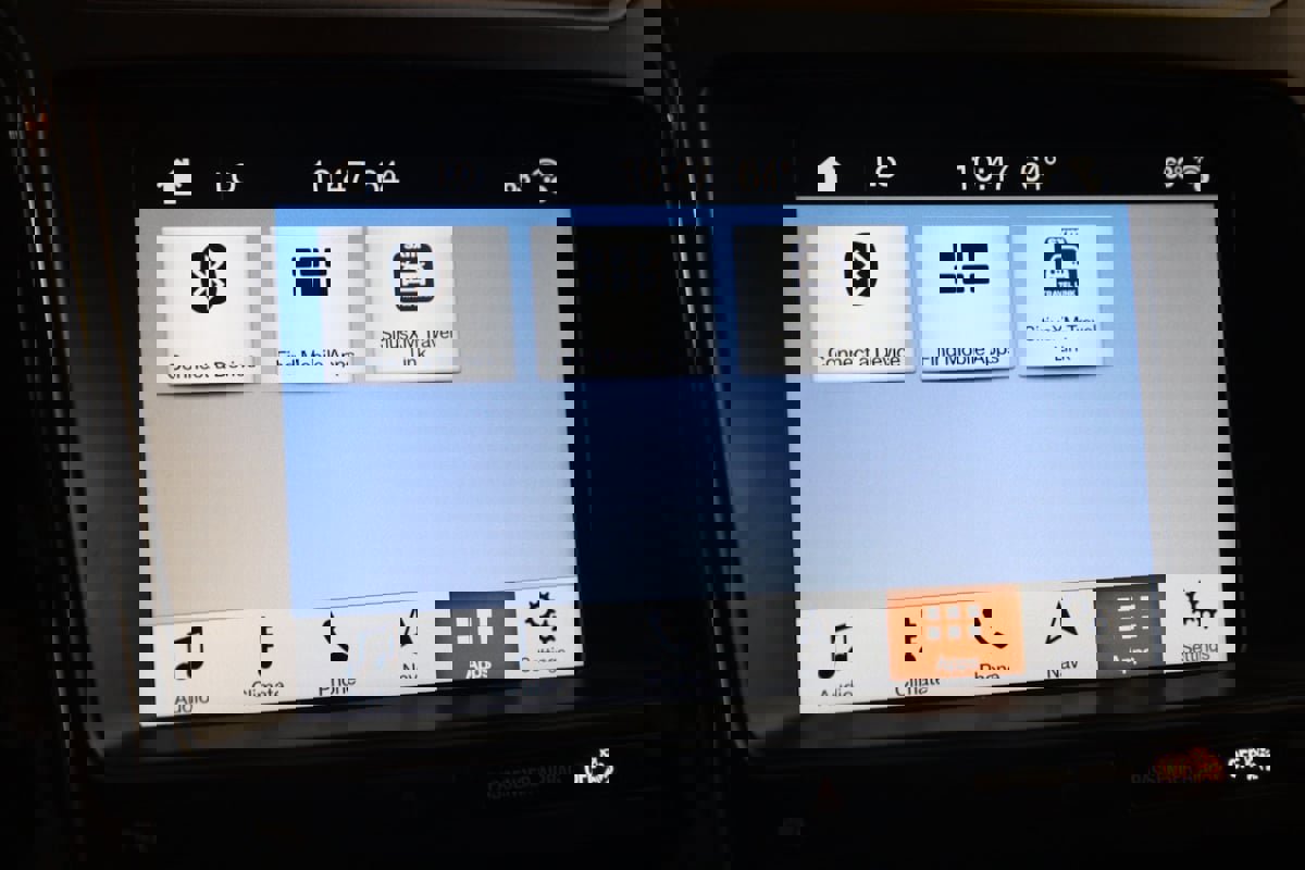 Used 2018 Ford Explorer XLT w/ Equipment Group 202A image 30