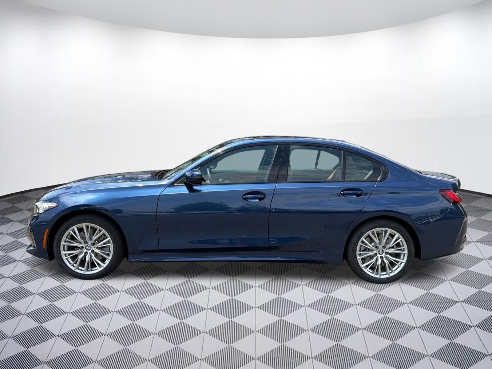 Certified 2023 BMW 330i Sedan w/ Premium Package RWD image 2