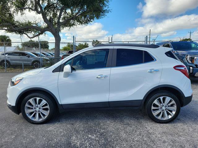 Used 2020 Buick Encore Preferred w/ Safety Package image 2
