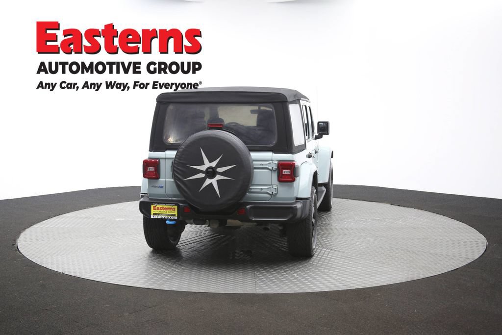 Used 2023 Jeep Wrangler Unlimited Sahara w/ Cold Weather Group AWD/4WD image 38