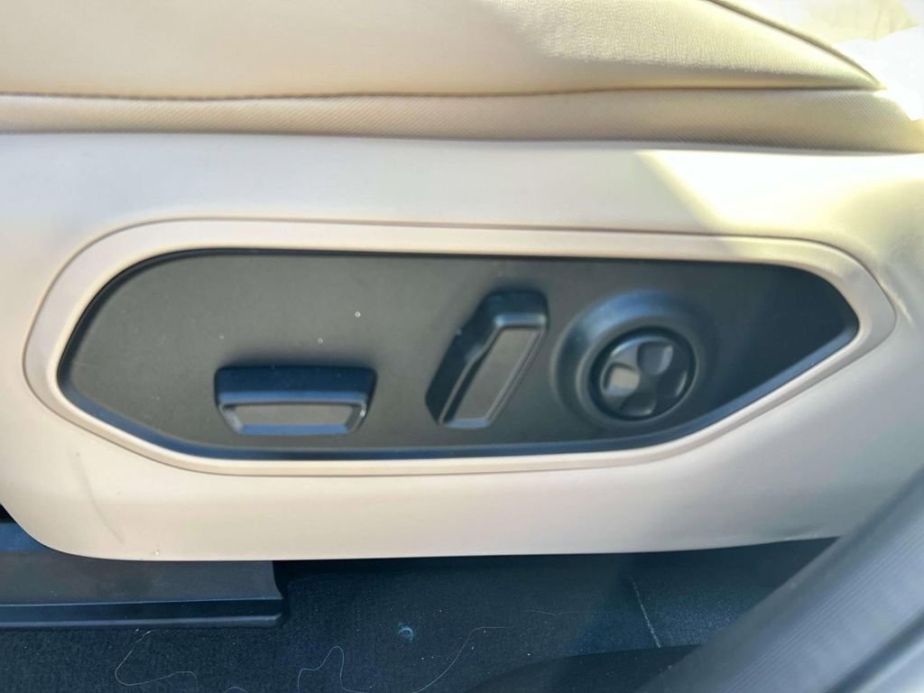 New 2026 Jeep Grand Cherokee Limited AWD/4WD image 8