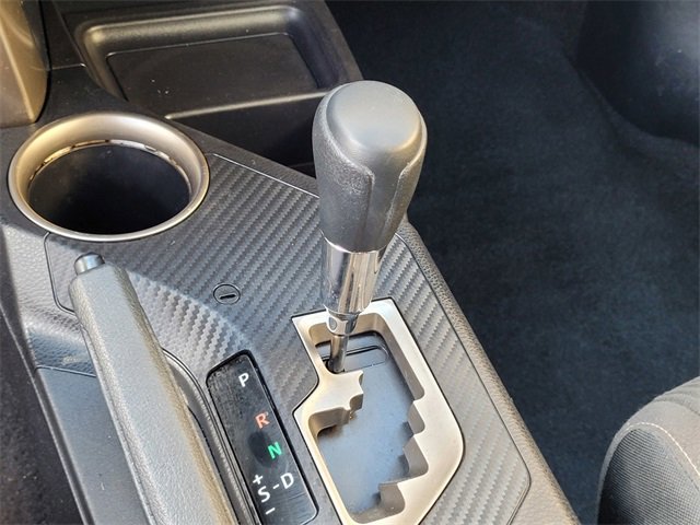 Used 2013 Toyota RAV4 XLE image 23