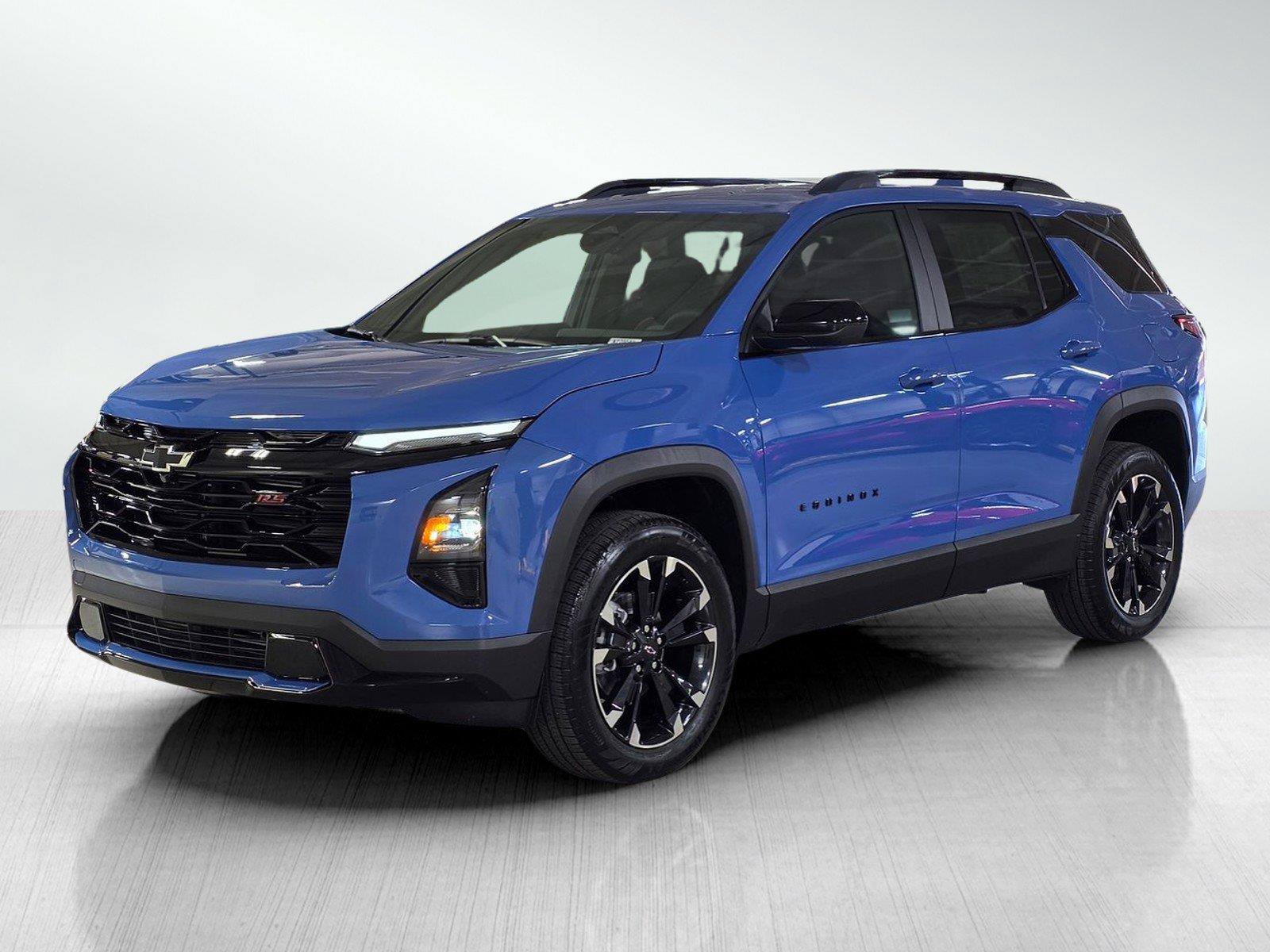 New 2027 Chevrolet Equinox RS w/ Convenience Package III FWD image 3