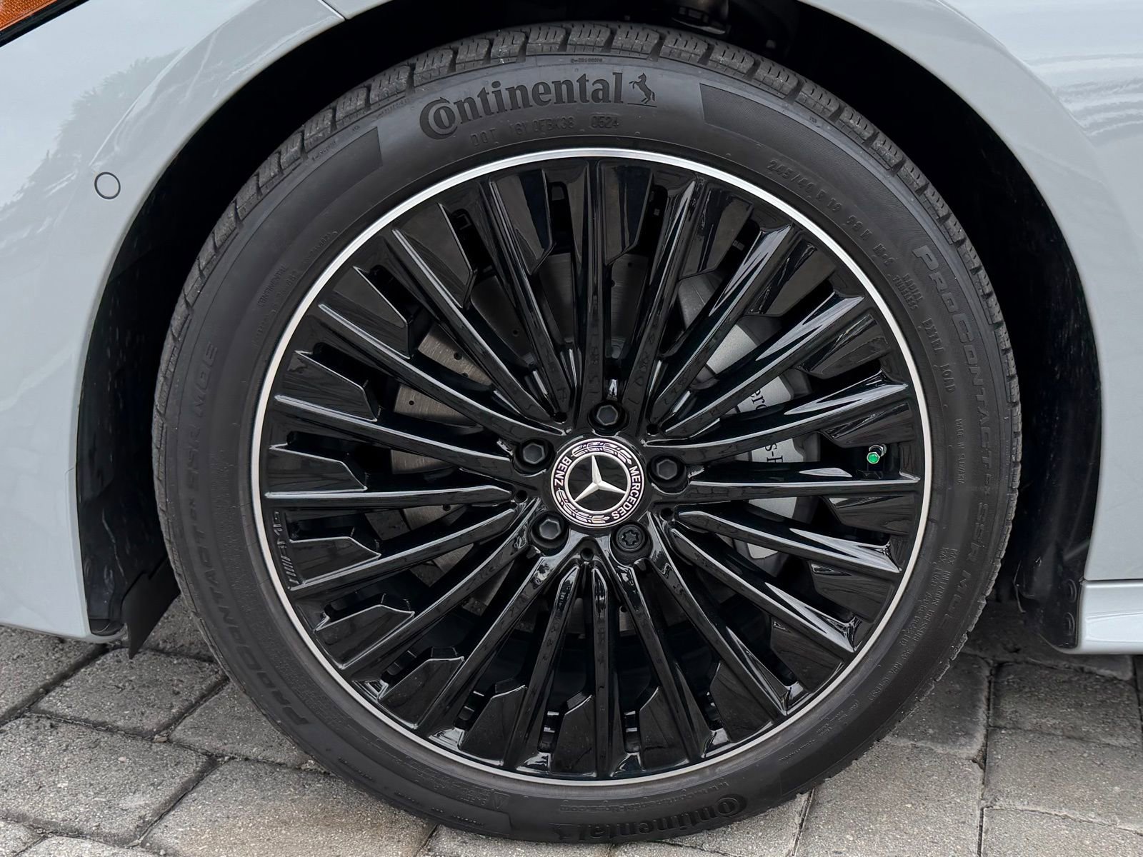 Certified 2024 Mercedes-Benz CLE 300 4MATIC Coupe image 11