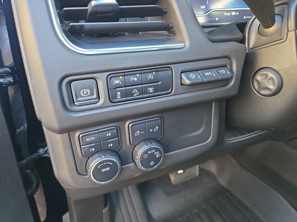 Used 2023 Chevrolet Tahoe Premier AWD/4WD image 26
