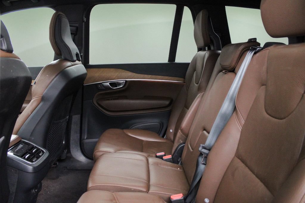 Certified 2023 Volvo XC90 B6 Plus AWD/4WD image 26