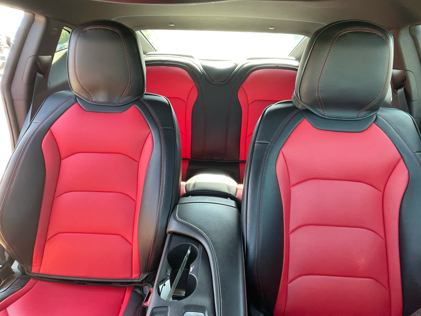 Used 2019 Chevrolet Camaro SS w/ Black Appearance Package RWD image 24