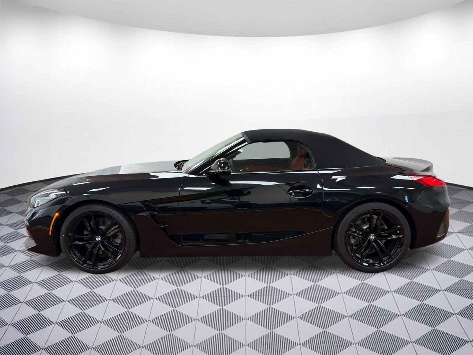 New 2026 BMW Z4 sDrive30i w/ Premium Package RWD image 2
