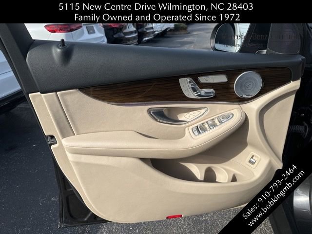 Certified 2021 Mercedes-Benz GLC 300 GLC 300 image 19