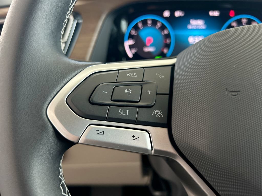 New 2026 Volkswagen Atlas SE FWD image 15