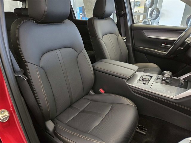 New 2025 MAZDA CX-70 3.3 Turbo w/ Preferred Package image 13