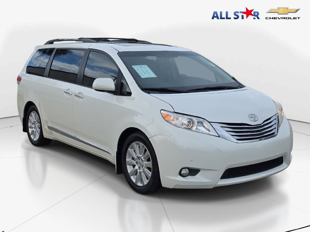 Used 2011 Toyota Sienna Limited w/ Premium Pkg