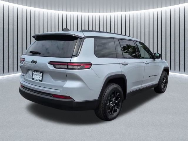 Used 2024 Jeep Grand Cherokee L Laredo AWD/4WD image 5