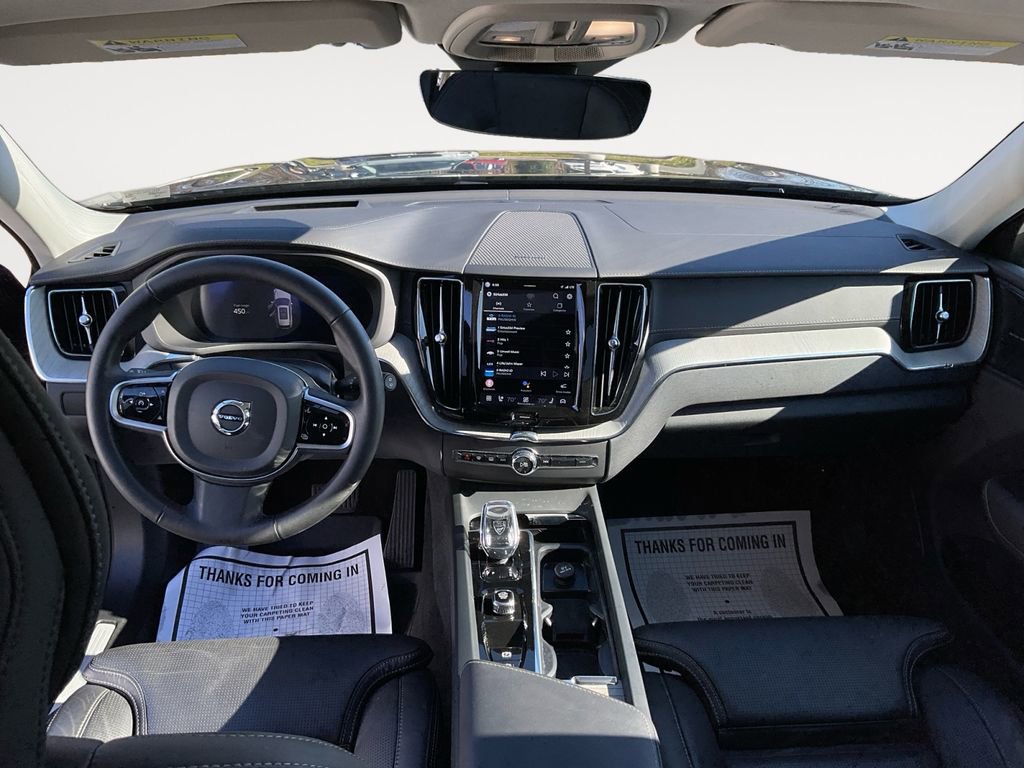 Certified 2025 Volvo XC60 B5 Ultra image 10