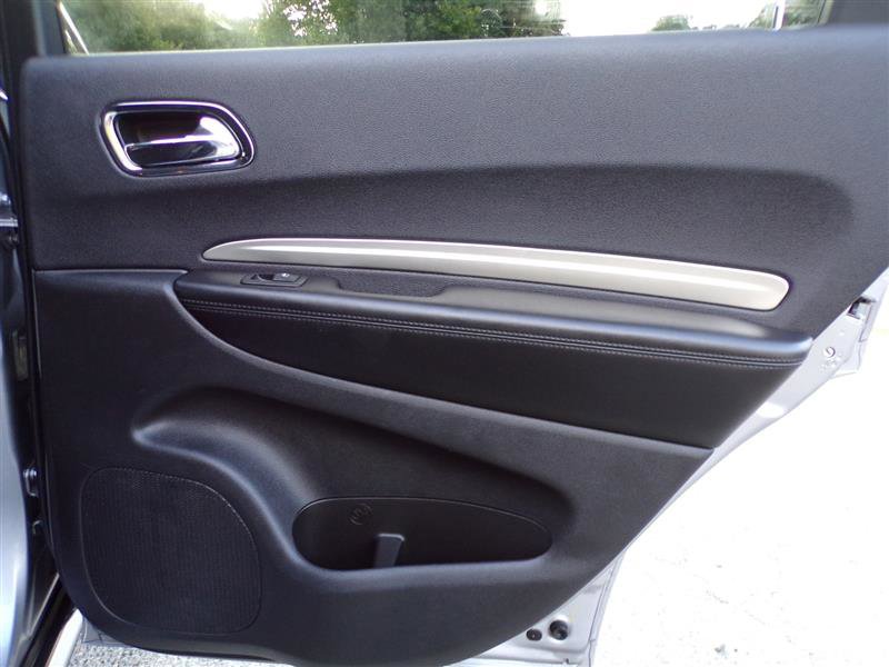 Used 2016 Dodge Durango SXT image 25