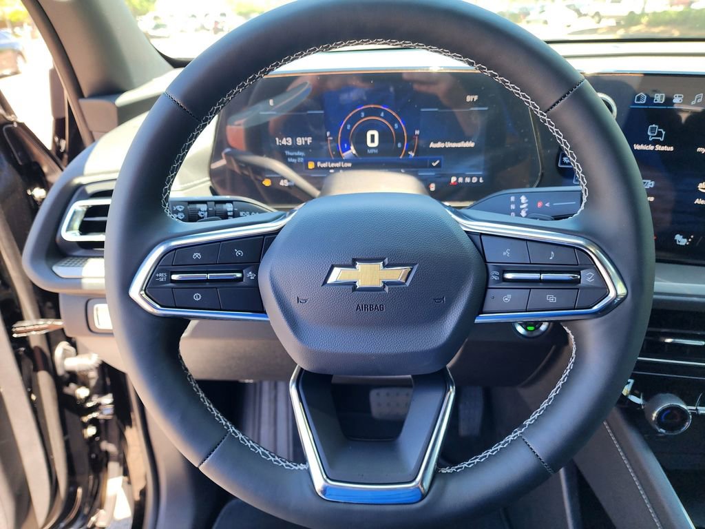 New 2025 Chevrolet Traverse LT image 15