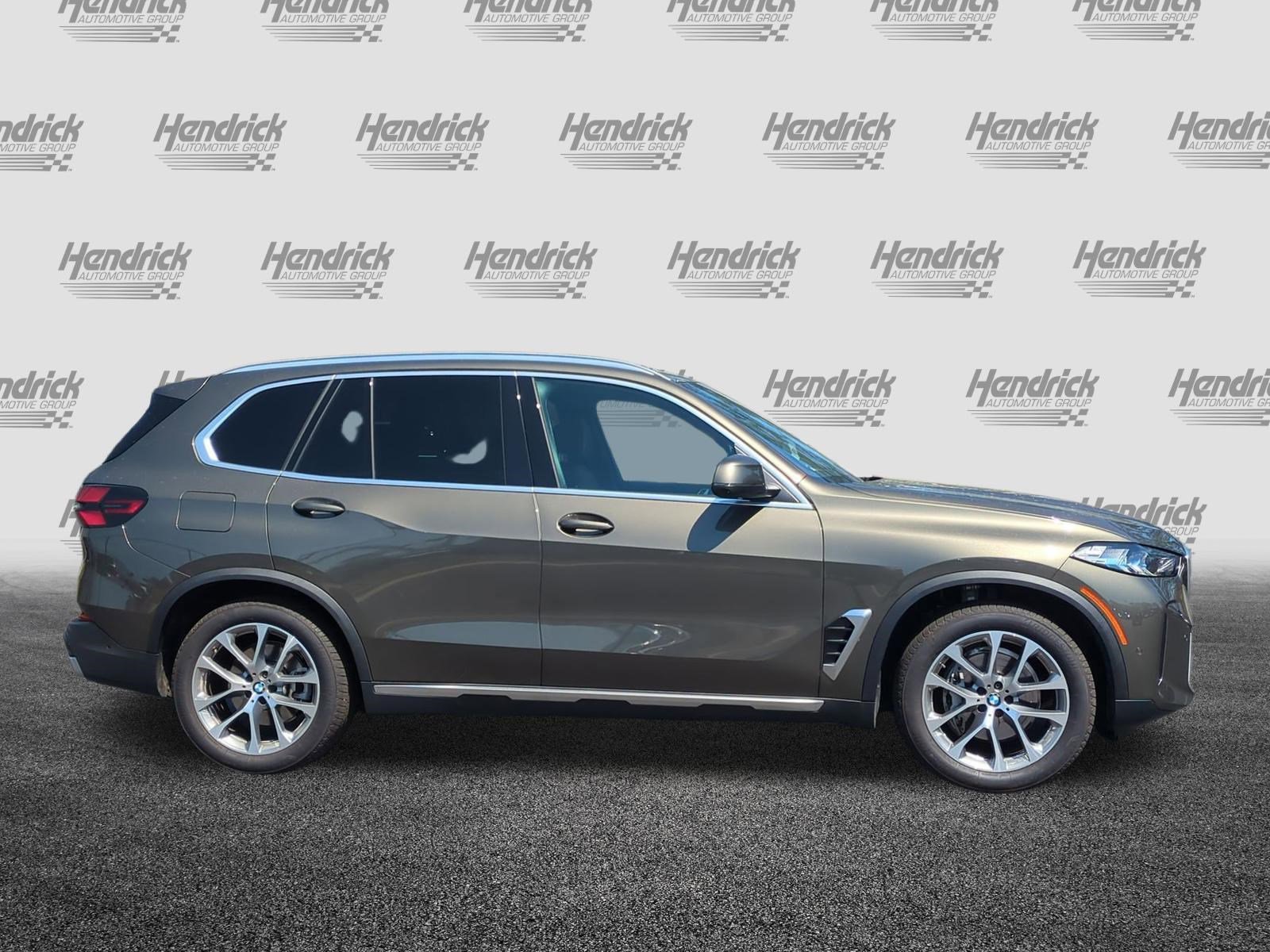 Used 2025 BMW X5 xDrive40i image 11