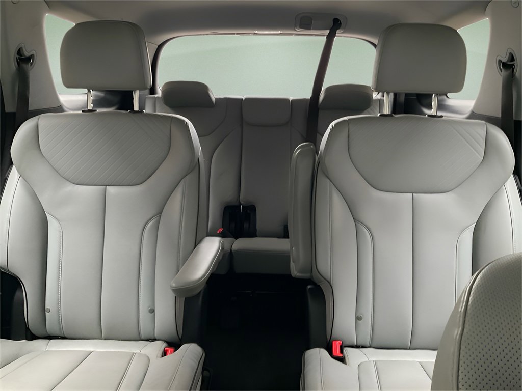 Used 2023 Hyundai Palisade SEL image 12
