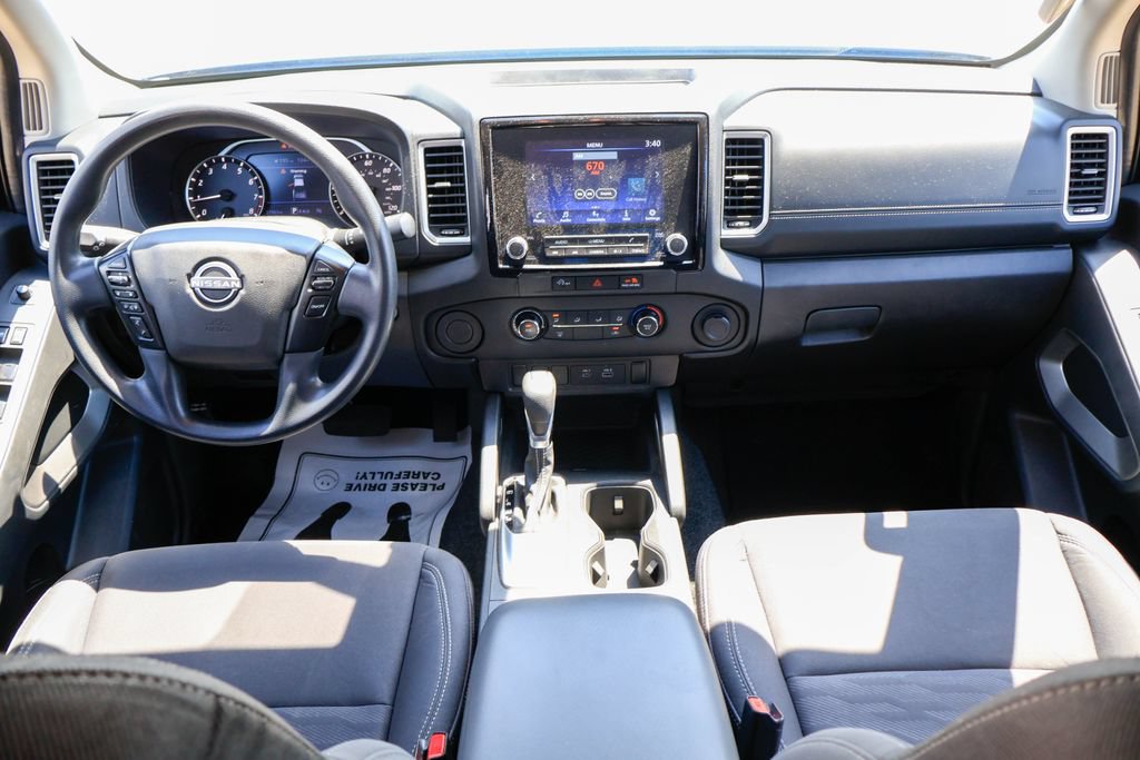 Used 2024 Nissan Frontier SV RWD image 6