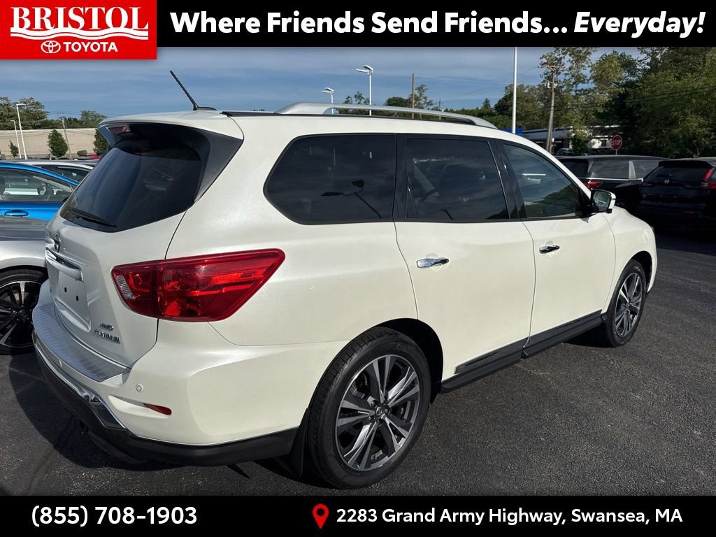 Used 2018 Nissan Pathfinder Platinum AWD/4WD image 5