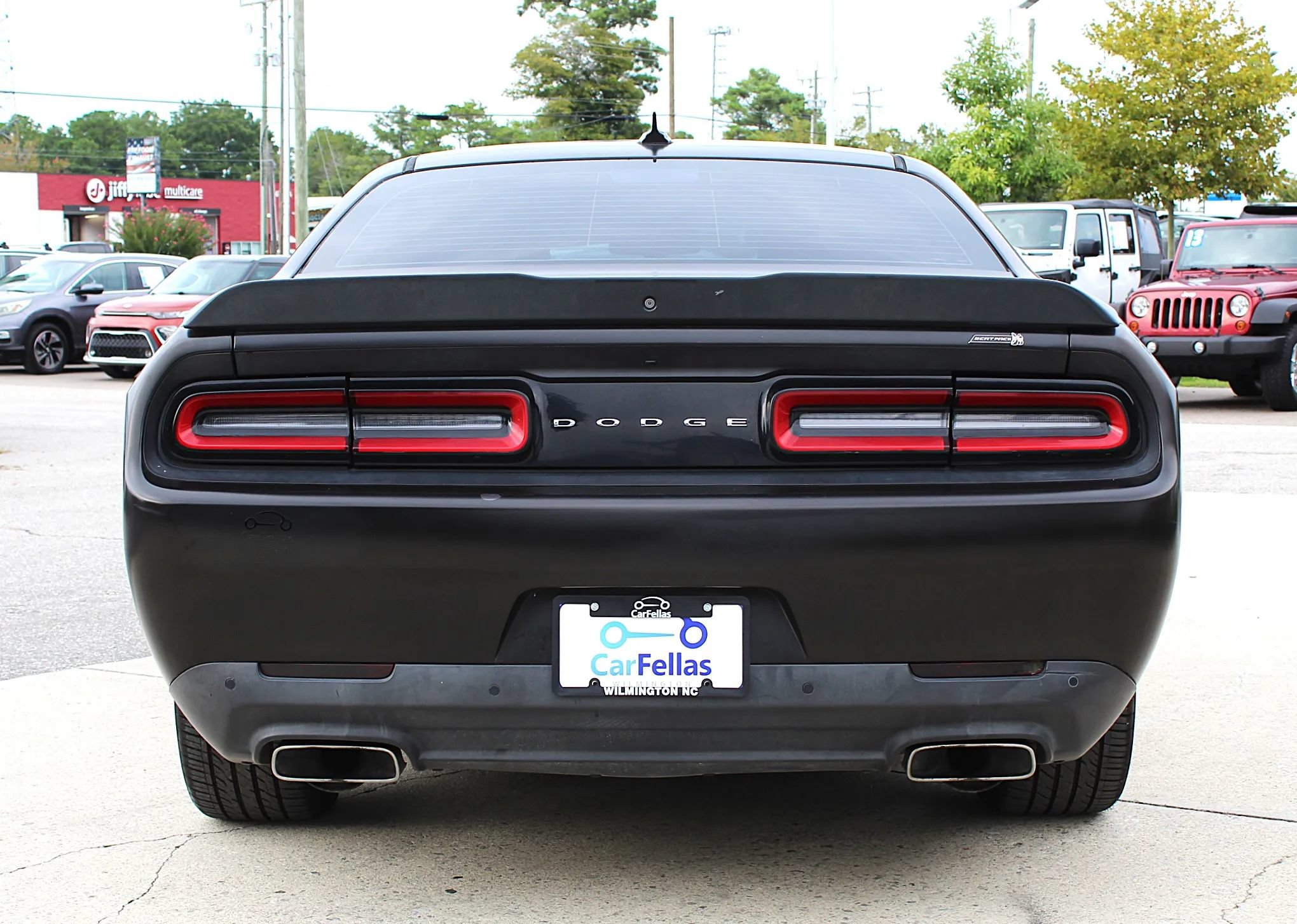 Used 2016 Dodge Challenger R/T Scat Pack RWD image 4
