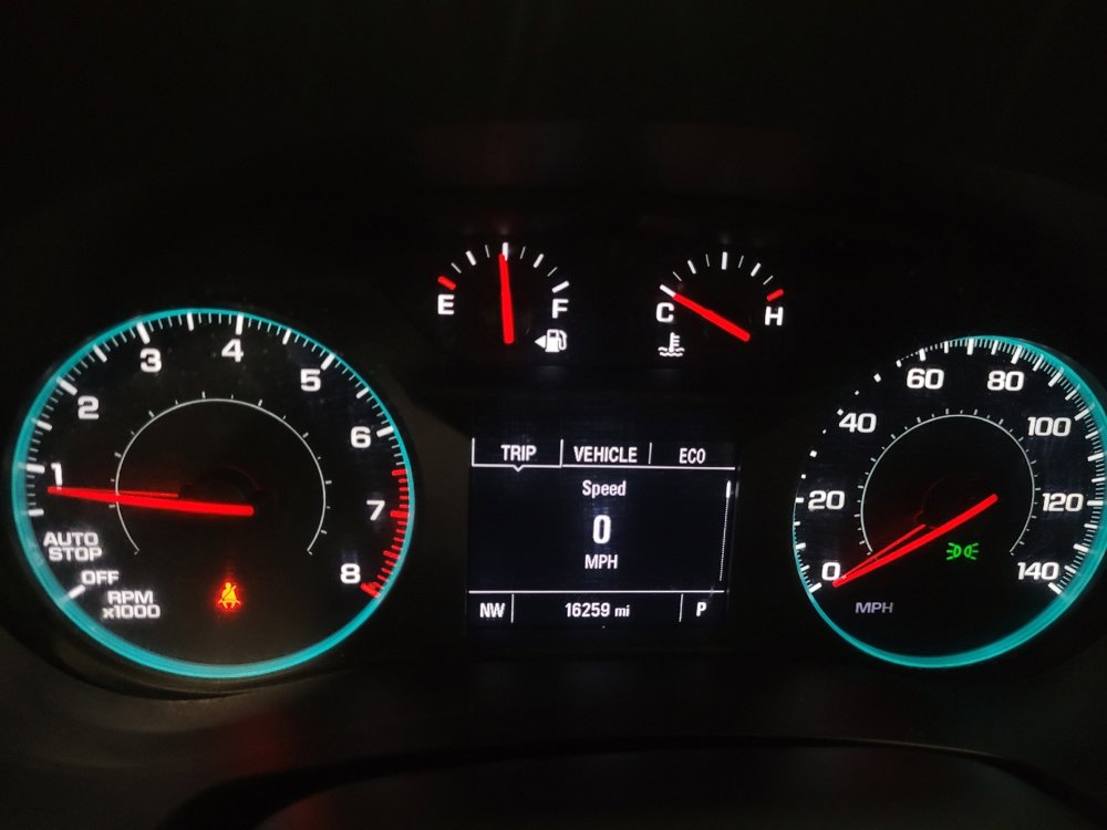 Used 2022 Chevrolet Traverse LS image 23