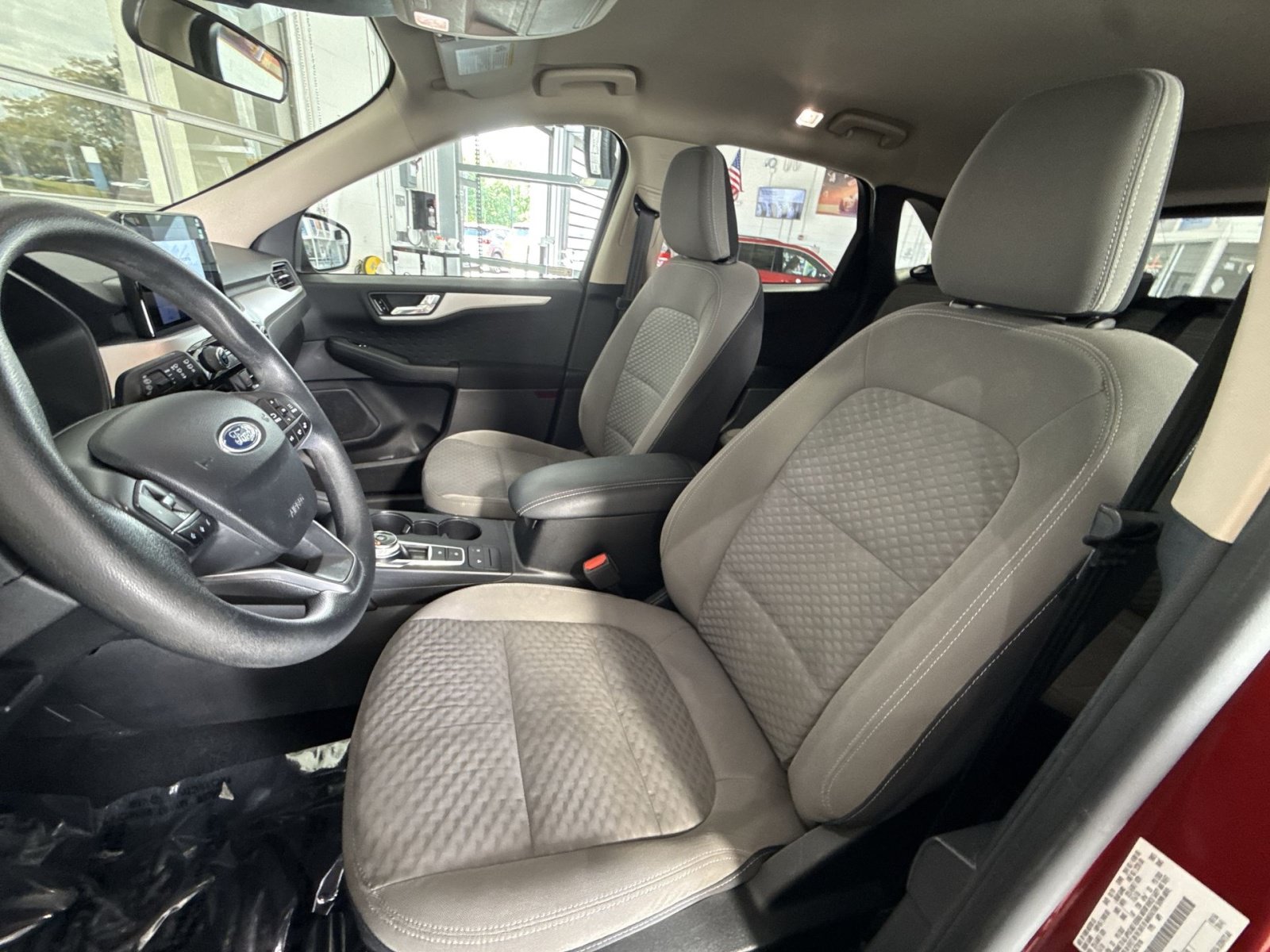 Used 2020 Ford Escape SE AWD/4WD image 27