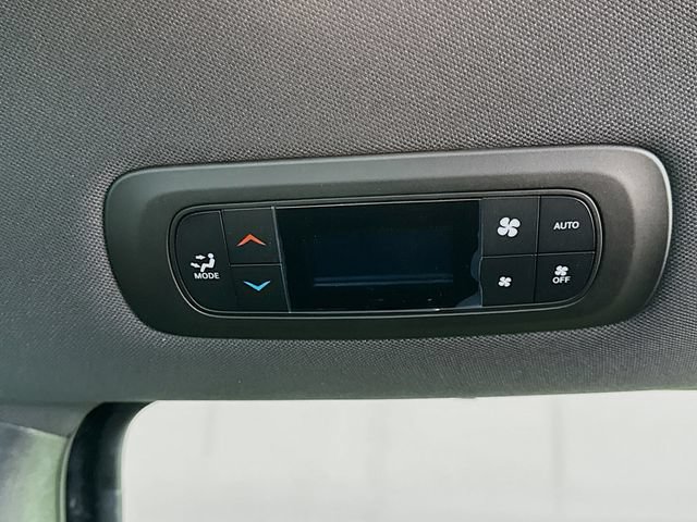 New 2026 Chrysler Pacifica Select w/ S Appearance Package FWD image 24