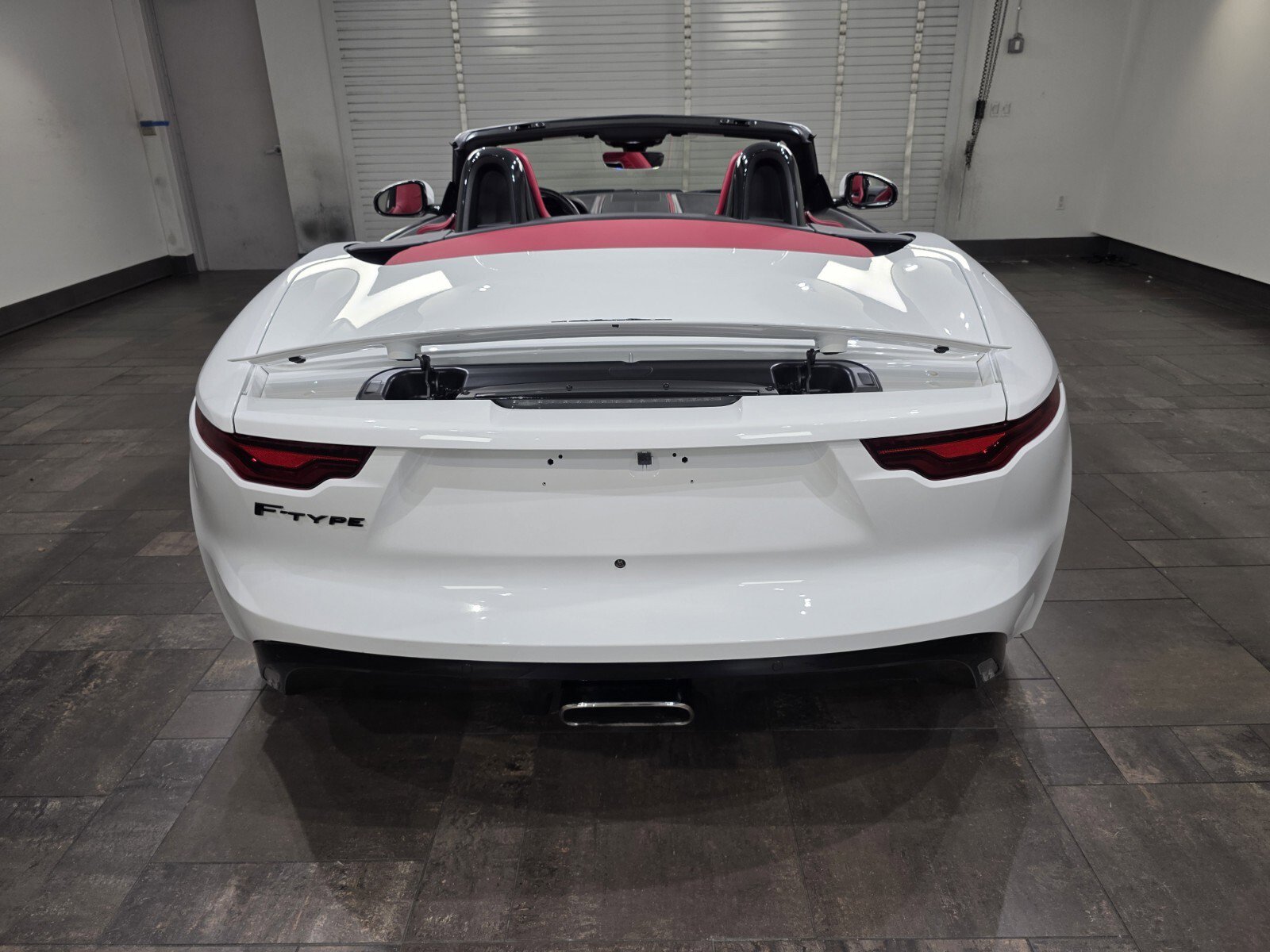Used 2021 Jaguar F-TYPE Convertible image 5