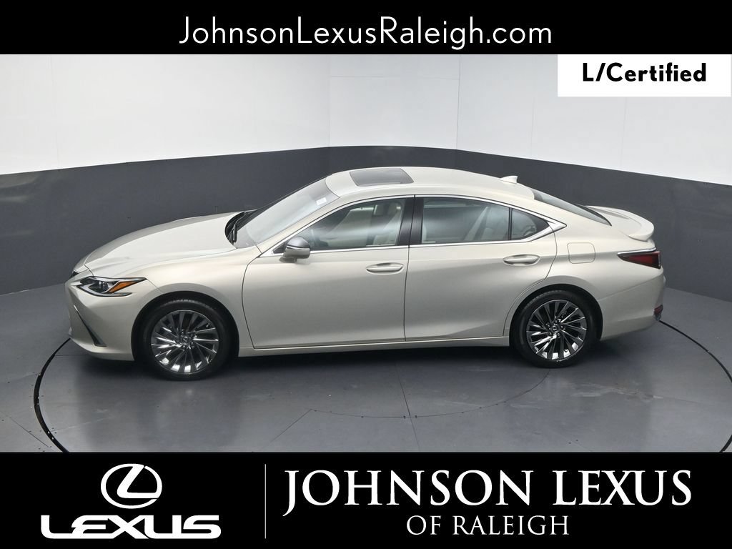Used 2025 Lexus ES 300h w/ Technology Package FWD image 30