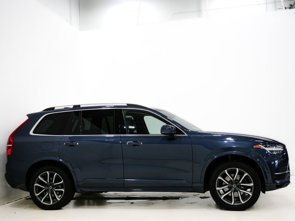 Used 2018 Volvo XC90 T6 Momentum w/ Convenience Package AWD/4WD image 5