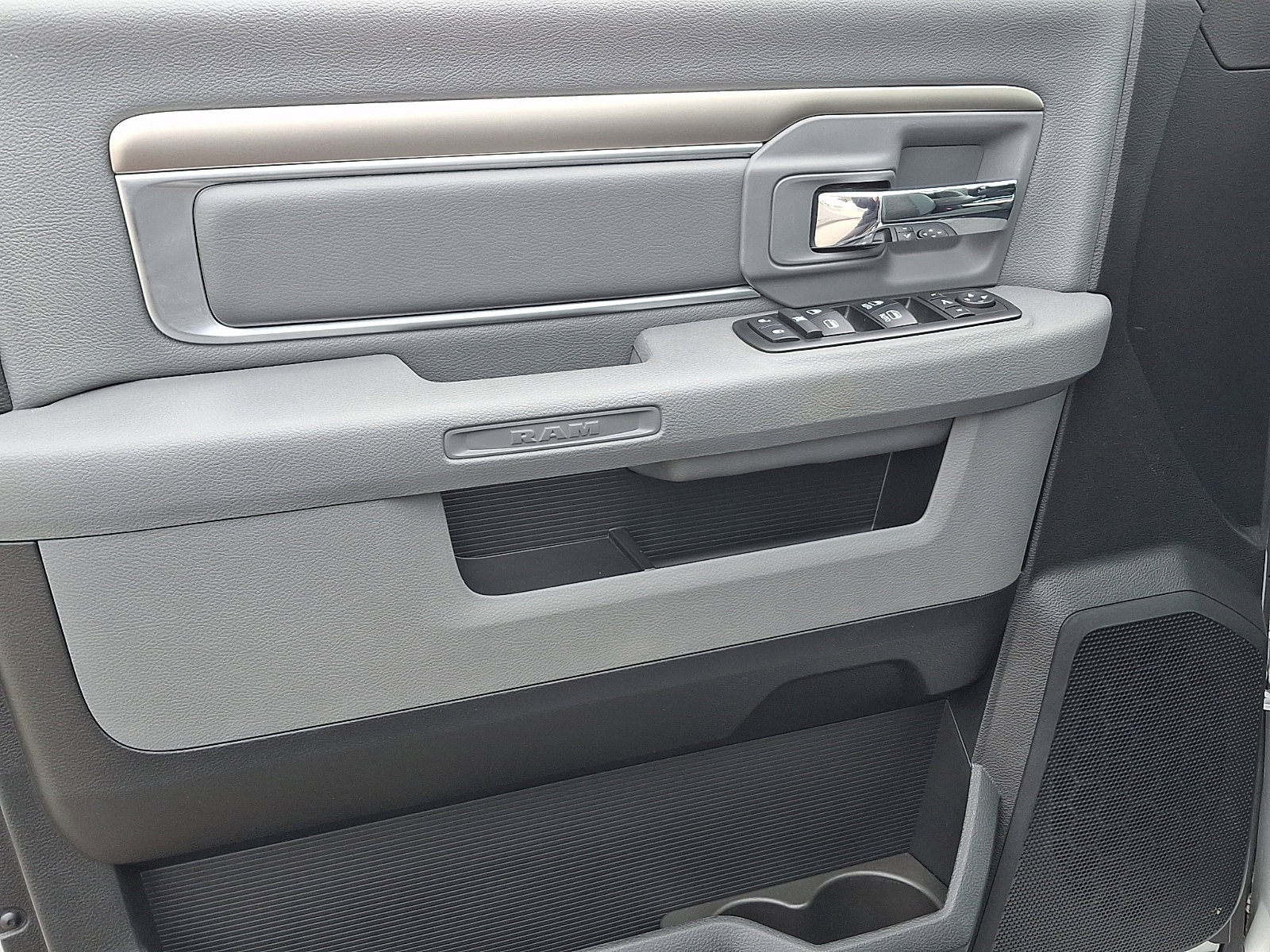 Used 2018 RAM 1500 Big Horn image 12