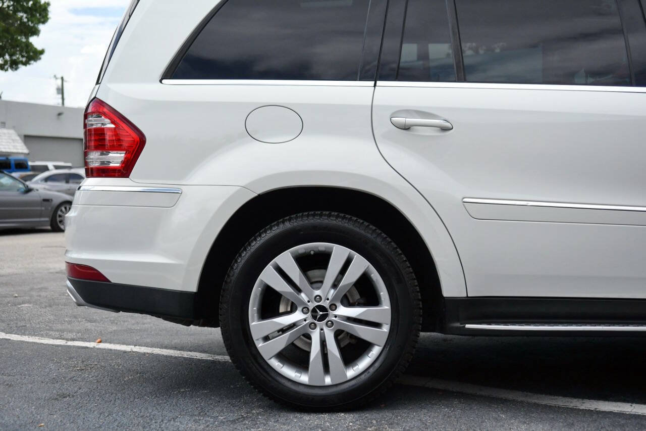 Used 2011 Mercedes-Benz GL 450 4MATIC image 31