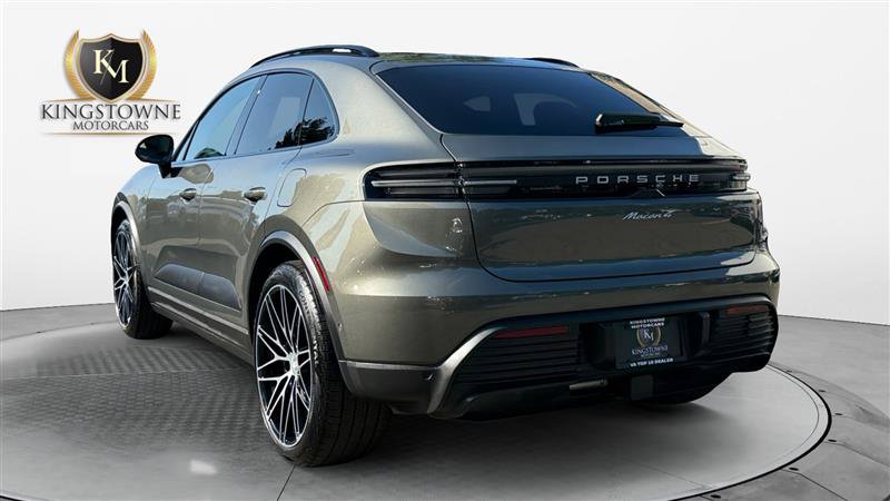 Used 2024 Porsche Macan 4 Electric AWD/4WD image 3
